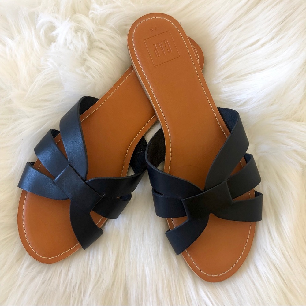 GAP sandals